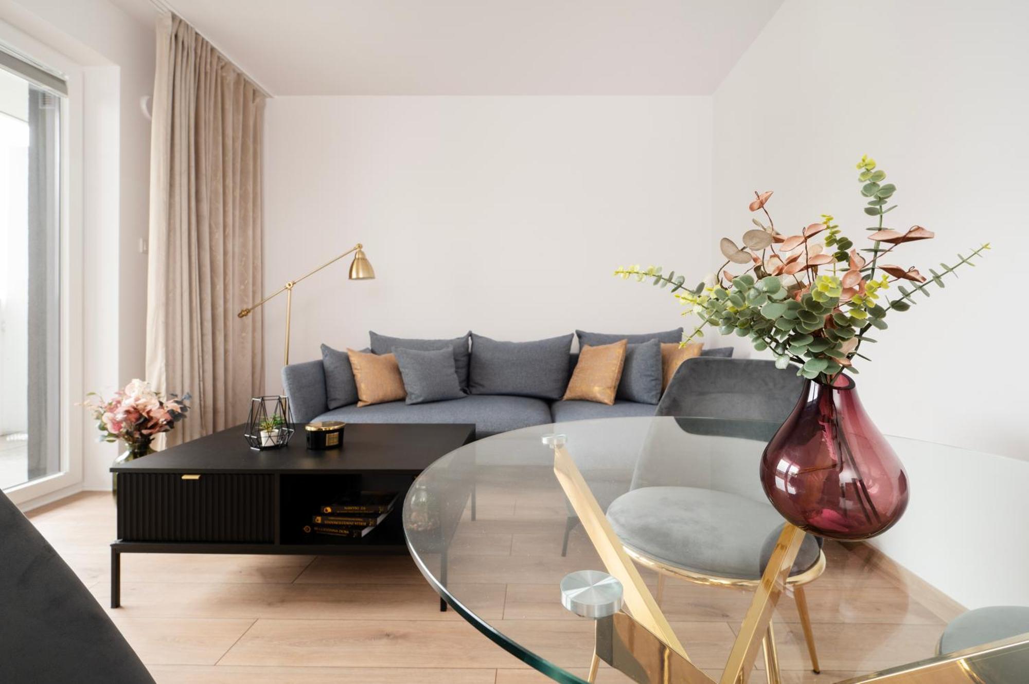Manufaktura Residence - Apartamenty Prestiz Z Garazem Podziemnym I Dwoma Lazienkami Łódź Zewnętrze zdjęcie