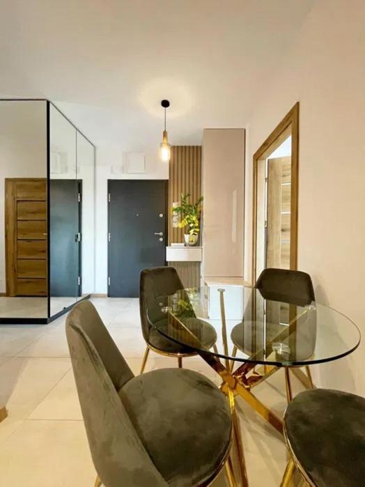 Manufaktura Residence - Apartamenty Prestiz Z Garazem Podziemnym I Dwoma Lazienkami Łódź Zewnętrze zdjęcie