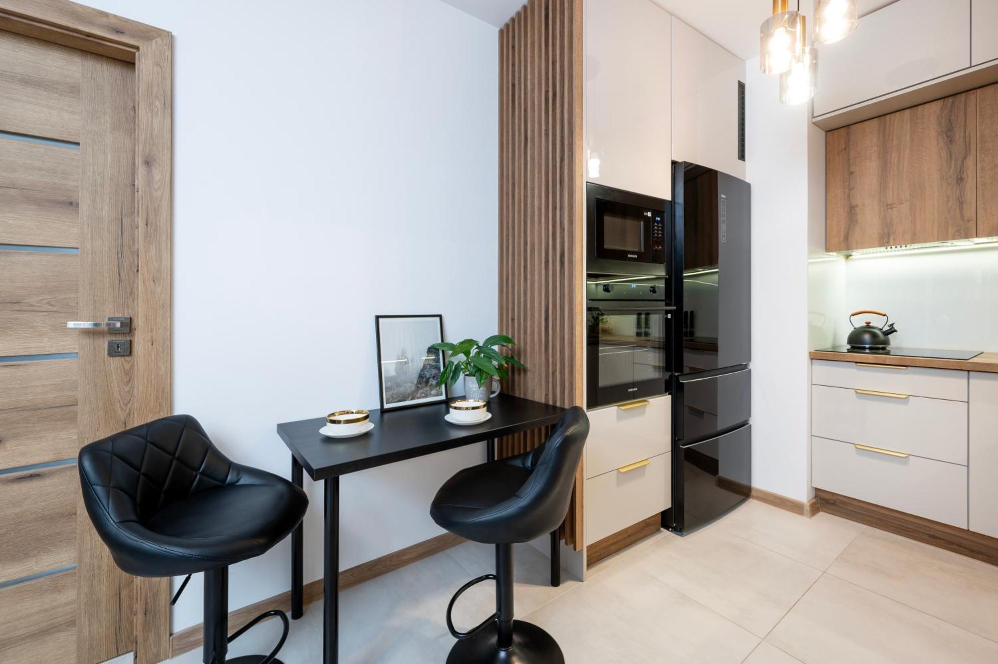 Manufaktura Residence - Apartamenty Prestiz Z Garazem Podziemnym I Dwoma Lazienkami Łódź Zewnętrze zdjęcie